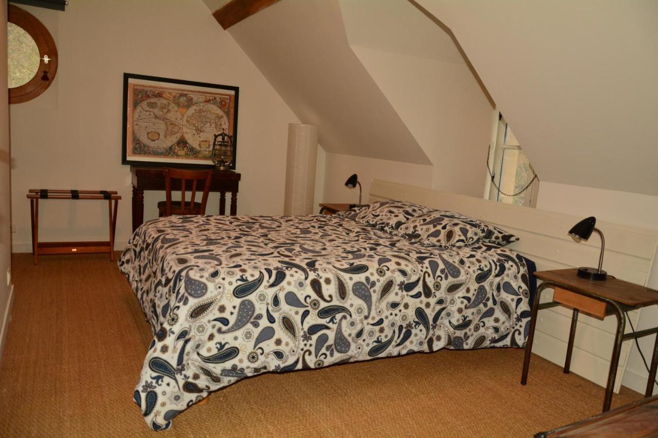 Le Vieux Saule Hotel Saints-en-Puisaye Buitenkant foto